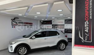 foto de Autos marca Kia seminuevo modelo Stonic LX año 2021