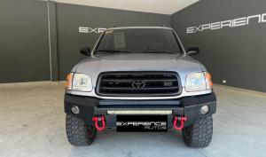 Toyota Sequoia 2001