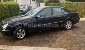 Mercedes Benz—™ E320 2003