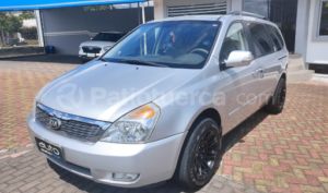 Kia Carnival 2015