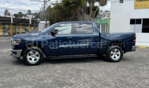foto de Autos marca Ram seminuevo modelo 1500 BIGHORN ETORQUE año 2022 en Quito