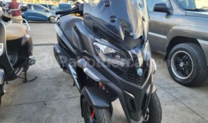 foto de Piaggio MP3 S 2023