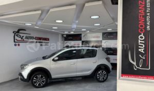 foto de Autos marca Renault seminuevo modelo STEPWAY INTENS FASE II año 2022