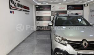 foto de Autos marca Renault seminuevo modelo Stepway año 2022 en Quito