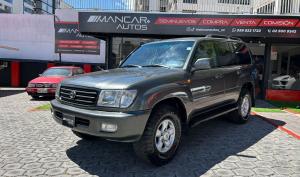 Toyota Land Cruiser 100 2001