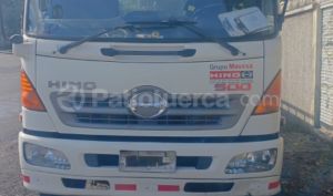 foto de Pesados marca Hino seminuevo modelo 500 año 2015 en Quito