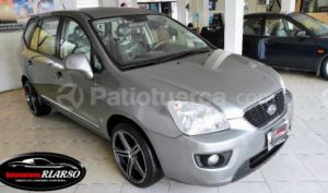 Kia Rondo 2013