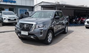 foto de Nissan Frontier SE 2024