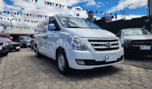 foto de Autos marca Hyundai seminuevo modelo H1 año 2017 en Ambato