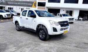 foto de Autos marca Chevrolet seminuevo modelo D-MAX HI RIDE CRDI año 2024