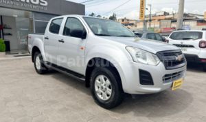 foto de Autos marca Chevrolet seminuevo modelo D-max Crdi 2.5 CD 4x4 TM Diesel año 2023 en Ambato