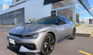 foto de Autos marca Kia seminuevo modelo EV6 año 2024 en Quito