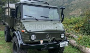 Mercedes Benz—™ Unimog 416 1990