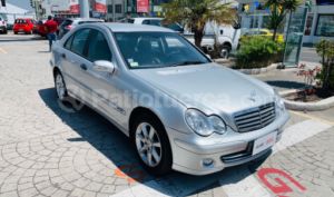 Mercedes Benz—™ 180 2005