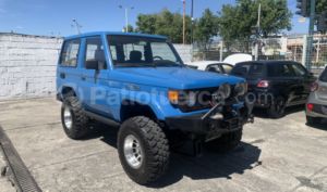foto de Autos marca Toyota seminuevo modelo Land Cruiser año 1988 en Cuenca