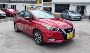 foto de Autos marca Nissan seminuevo modelo VERSA ADVANCE año 2022 en Ambato