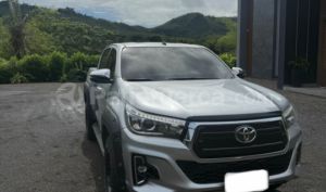 foto de Autos marca Toyota seminuevo modelo Hilux 2.8 CD 4X4 TA DIESEL año 2020 en Portoviejo