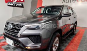 foto de Autos marca Toyota seminuevo modelo Fortuner 2.7 año 2024