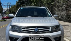 foto de Autos marca Chevrolet seminuevo modelo Grand Vitara SZ 2.4 año 2017 en Quito