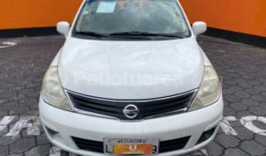 foto de Autos marca Nissan seminuevo modelo Tiida año 2011 en Quito