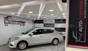 foto de Autos marca Nissan seminuevo modelo Versa año 2019