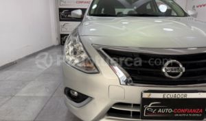 foto de Autos marca Nissan seminuevo modelo Versa año 2019