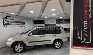 foto de Autos marca Nissan seminuevo modelo X-Trail Classic año 2009 en Quito