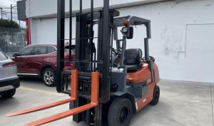 Toyota 5FGL2512709 2015