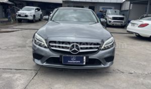 foto de Autos marca Mercedes Benz seminuevo modelo C200 año 2020 en Cuenca