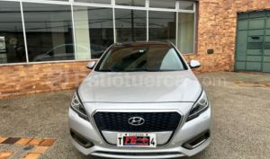 foto de Autos marca Hyundai seminuevo modelo Sonata Hybrid año 2016 en Quito