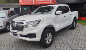 foto de Autos marca DongFeng seminuevo modelo RICH 6 año 2024 en Quito