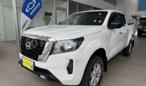 foto de Nissan Frontier SE 2024