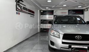 foto de Autos marca Toyota seminuevo modelo RAV4 LS año 2012