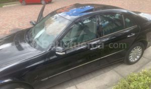 Mercedes Benz—™ E320 2005