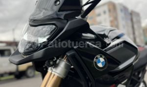 foto de BMW F900R 2025