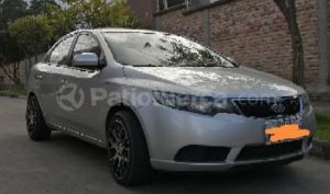 Kia Cerato Forte 2011