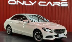 foto de Mercedes Benz C200 2015