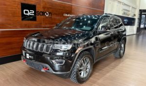 foto de Autos marca Jeep seminuevo modelo Grand Cherokee Limited año 2021 en Quito