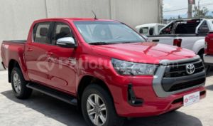 foto de Autos marca Toyota seminuevo modelo Hilux CD 4x4 Diesel año 2018 en Ambato