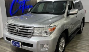foto de Autos marca Toyota seminuevo modelo Land Cruiser VX año 2014