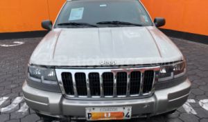 foto de Autos marca Jeep seminuevo modelo Grand Cherokee Laredo año 2002 en Quito