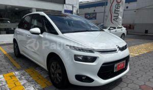 foto de Autos marca Citroen seminuevo modelo C4 Picasso año 2015 en Quito