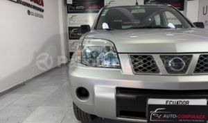 foto de Autos marca Nissan seminuevo modelo X-Trail Classic año 2012 en Quito