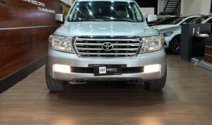 Toyota Land Cruiser 2012