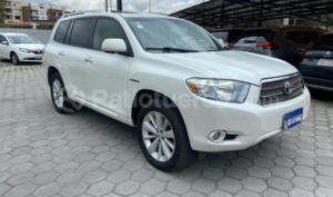 foto de Autos marca Toyota seminuevo modelo Highlander Limited Hibrido año 2010 en Quito