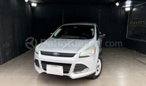 foto de Autos marca Ford seminuevo modelo Escape S año 2014 en Quito