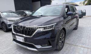 foto de Autos marca Kia seminuevo modelo Carnival año 2024