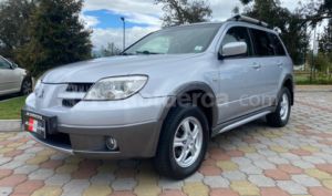 foto de Autos marca Mitsubishi seminuevo modelo Outlander año 2006 en Quito