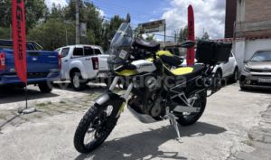 foto de Aprilia Tuareg 660 2023