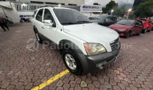foto de Autos marca Kia seminuevo modelo Sorento año 2004 en Quito